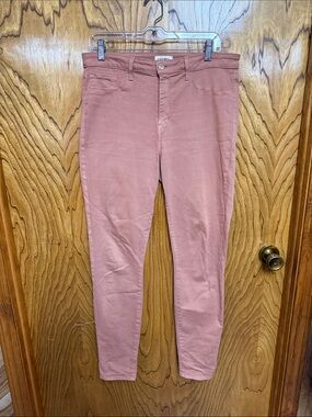 L'Agence Jeans Women's Size 32
Dusty Pink Denim